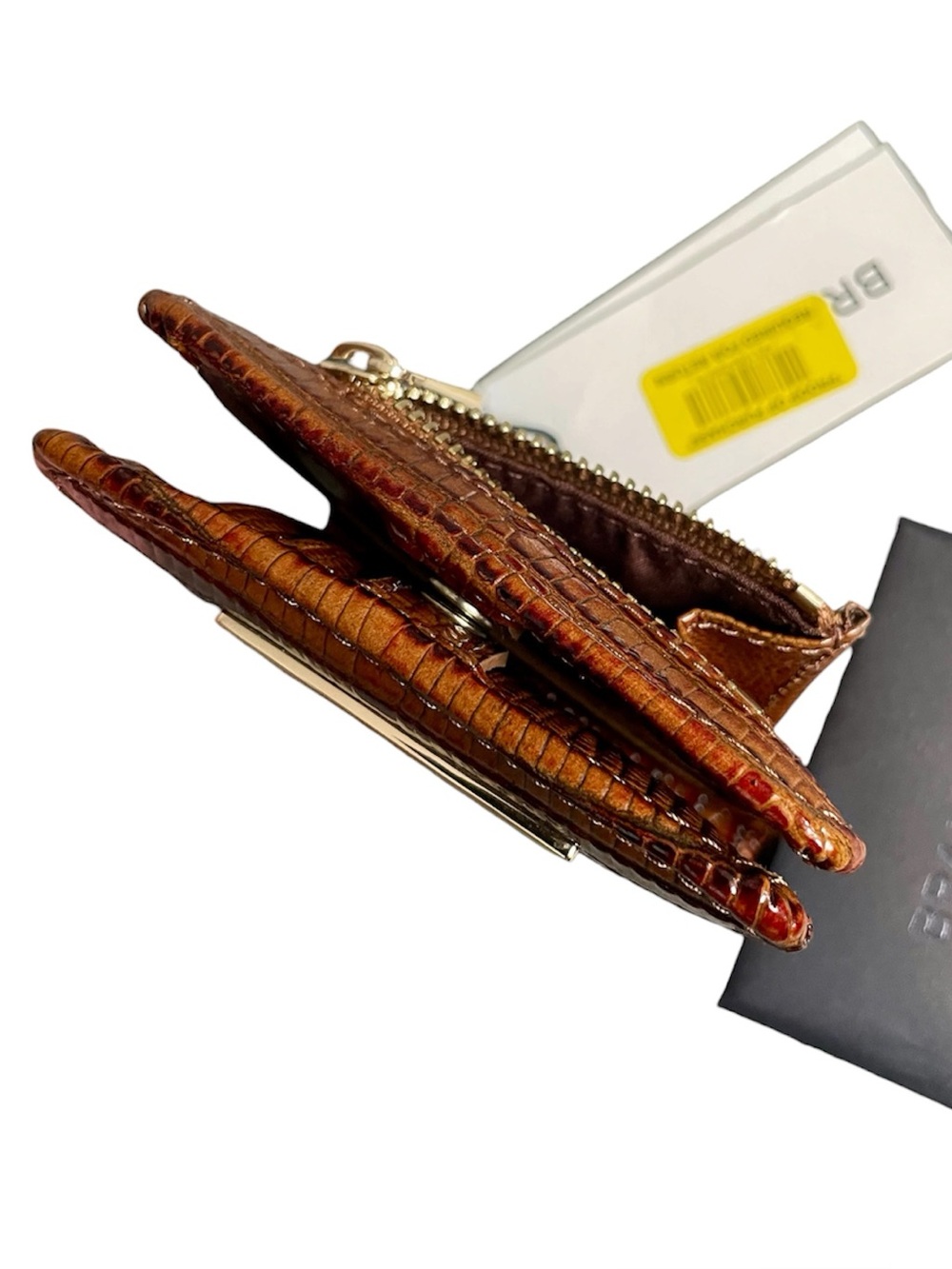Brahmin Caramel Jardim Embossed Leather Snap Closure Compact Wallet New w/ Tags - Picture 3 of 7